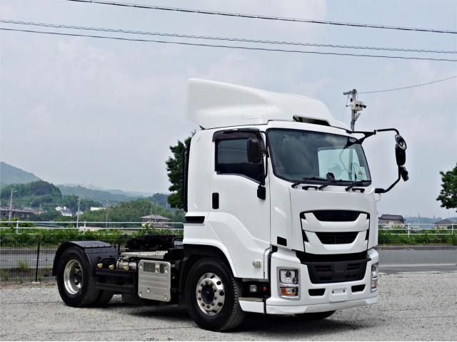 ISUZU GIGA 2020