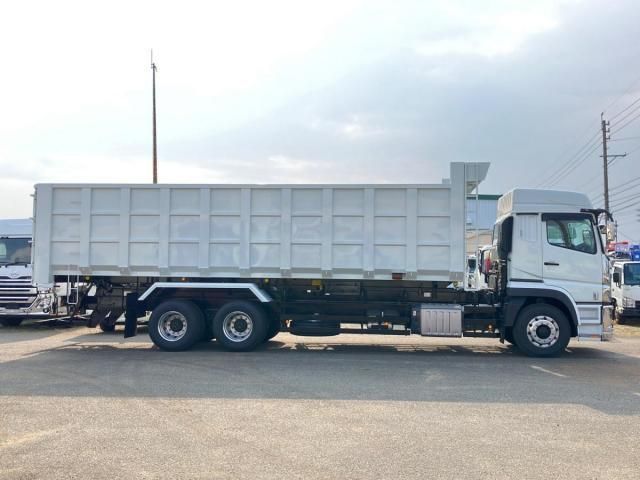 MITSUBISHI FUSOU SUPER GREAT 2024