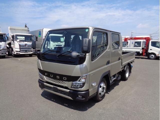 MITSUBISHI CANTER 2024