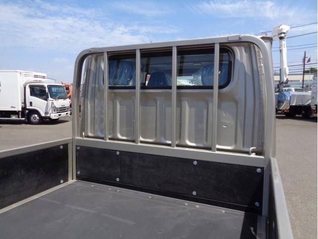 MITSUBISHI CANTER 2024