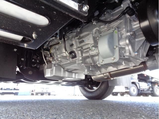 MITSUBISHI CANTER 2024