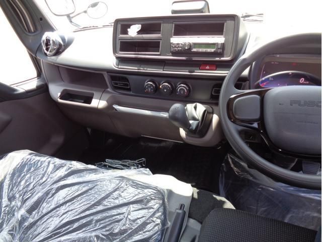 MITSUBISHI CANTER 2024