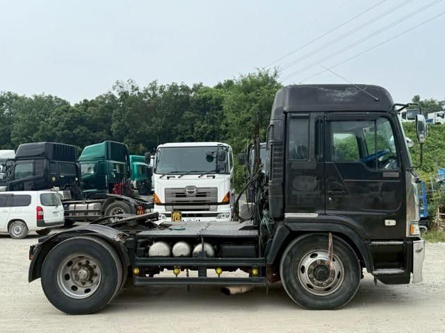 HINO PROFIA 2001