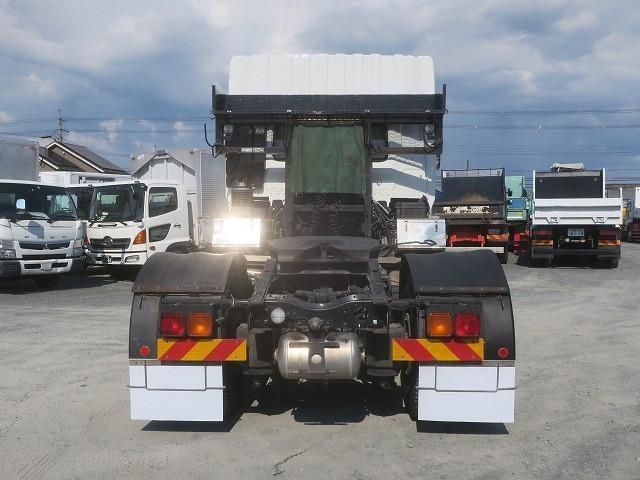 NISSAN DIESEL Quon 2018