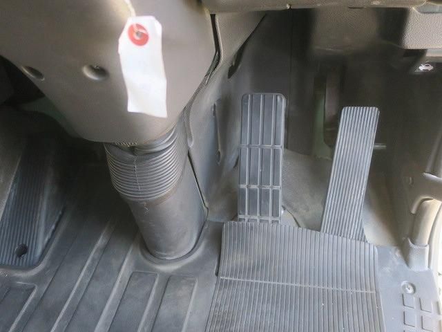 NISSAN DIESEL Quon 2018