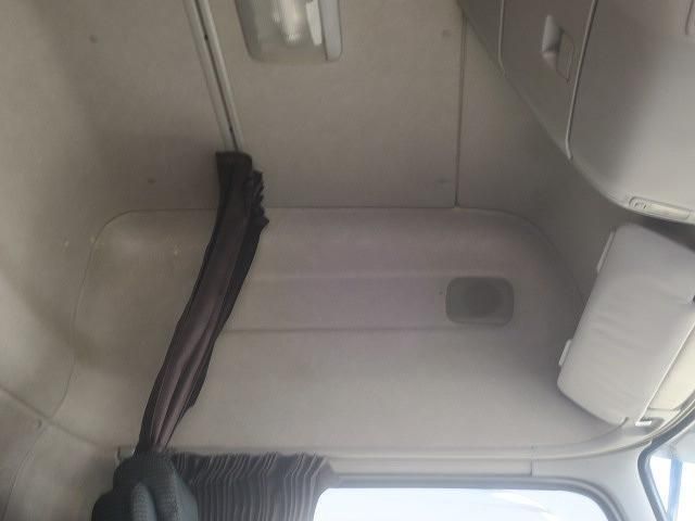 NISSAN DIESEL Quon 2018