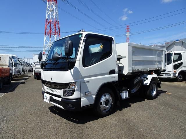 MITSUBISHI CANTER 2024
