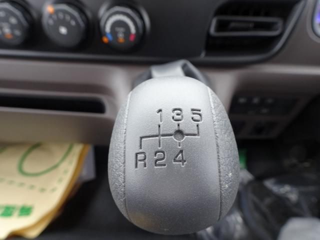 MITSUBISHI CANTER 2024