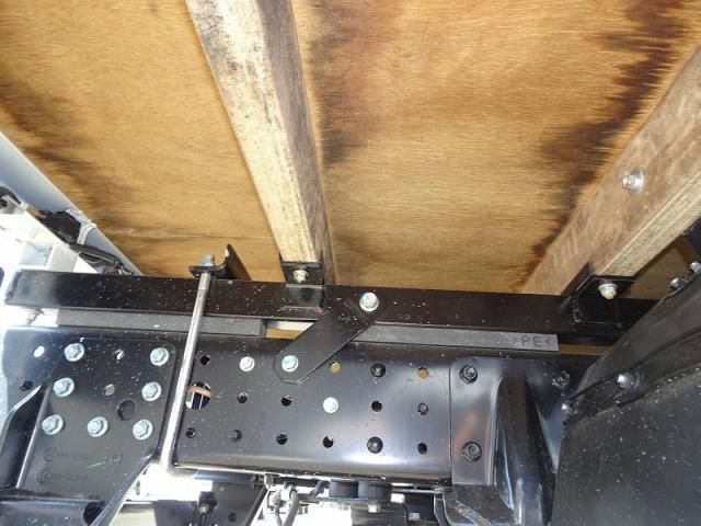 MITSUBISHI CANTER 2023