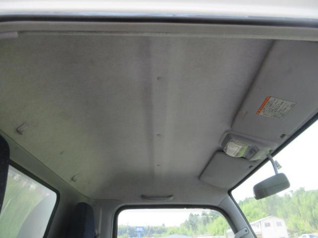 MITSUBISHI CANTER 2005