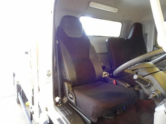 MITSUBISHI CANTER 2021