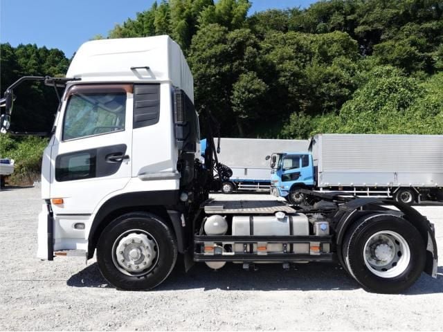 NISSAN DIESEL Quon 2012