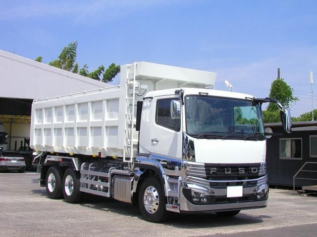 MITSUBISHI FUSOU SUPER GREAT 2025