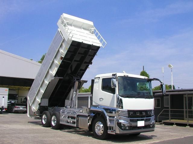 MITSUBISHI FUSOU SUPER GREAT 2025