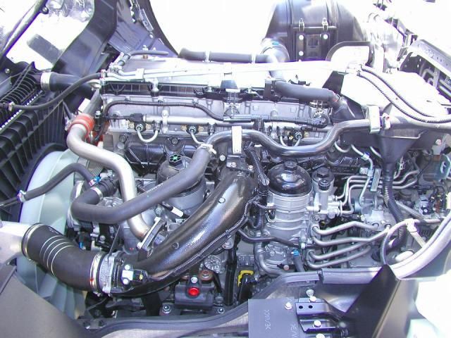 MITSUBISHI FUSOU SUPER GREAT 2025