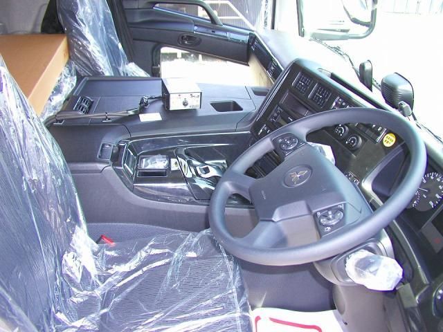 MITSUBISHI FUSOU SUPER GREAT 2025