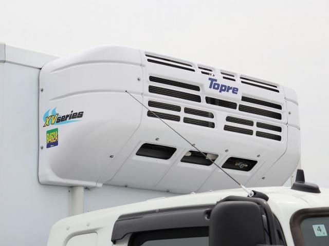 MITSUBISHI FUSOU FIGHTER 2025