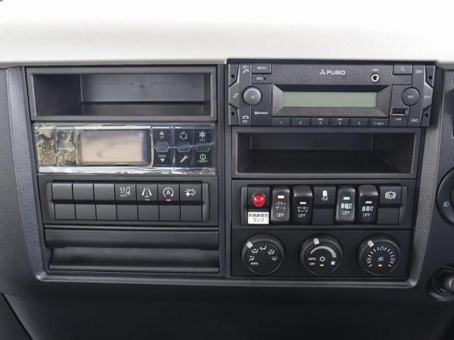 MITSUBISHI FUSOU FIGHTER 2025