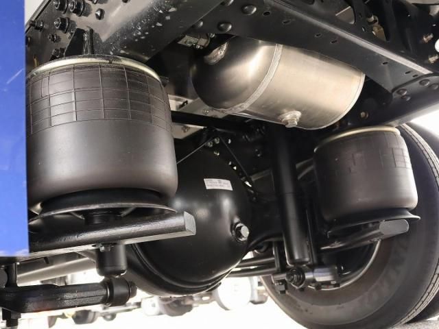 MITSUBISHI FUSOU FIGHTER 2025