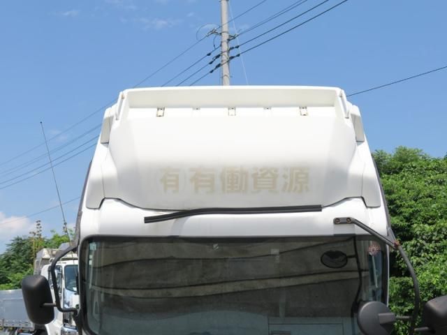 ISUZU FORWARD 2015