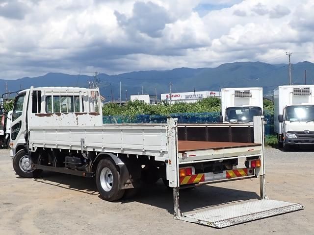 MITSUBISHI FUSOU FIGHTER 2015