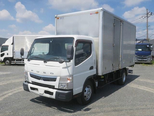 MITSUBISHI CANTER 2016