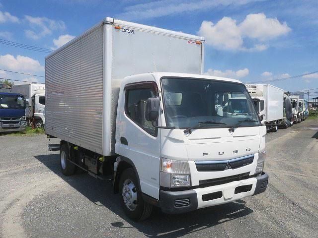 MITSUBISHI CANTER 2016
