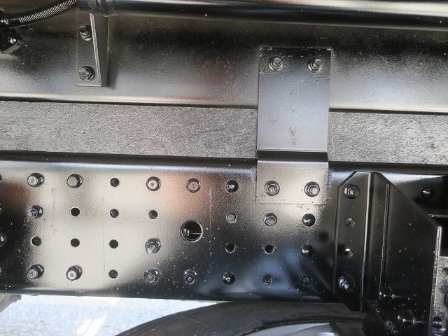 MITSUBISHI CANTER 2016