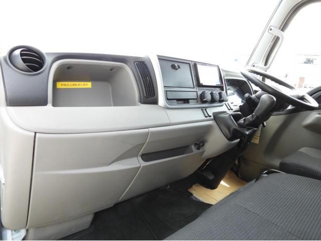 MITSUBISHI CANTER 2017