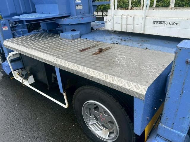 MITSUBISHI CANTER 2002