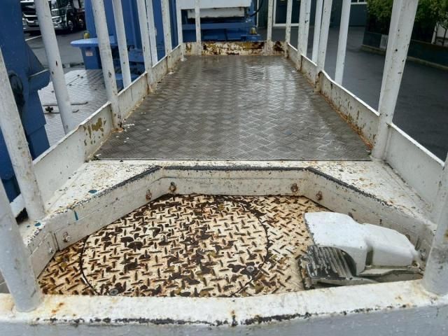 MITSUBISHI CANTER 2002