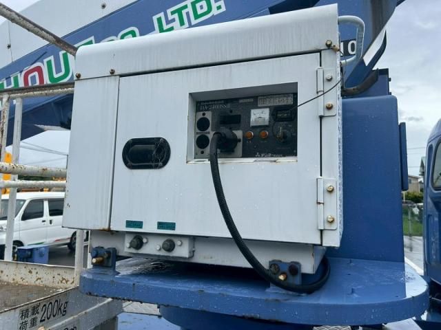 MITSUBISHI CANTER 2002