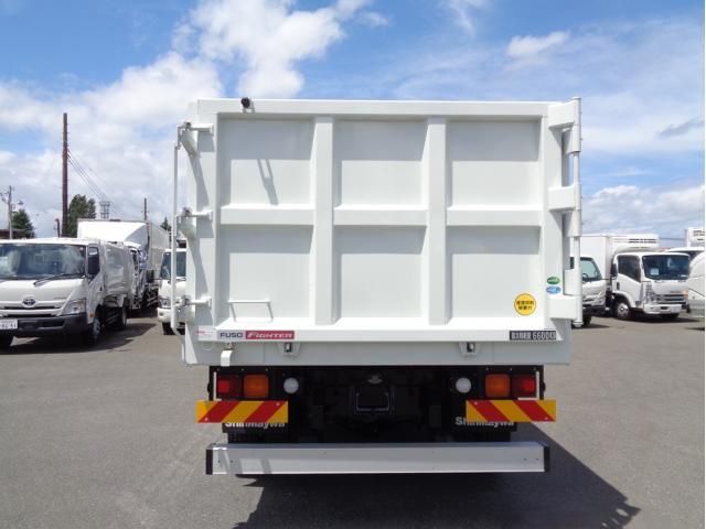 MITSUBISHI FUSOU FIGHTER 2024