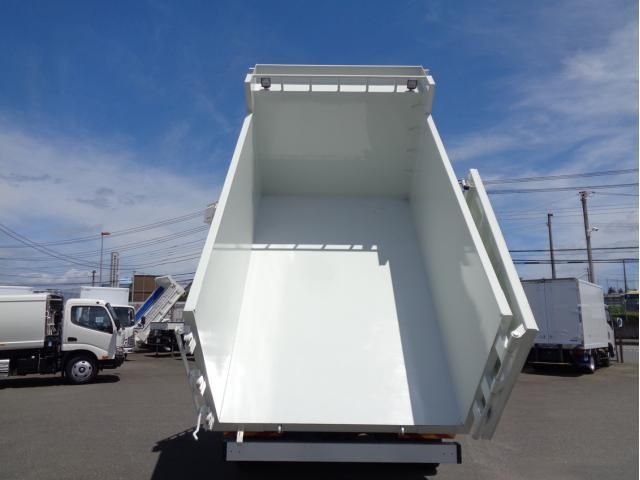 MITSUBISHI FUSOU FIGHTER 2024