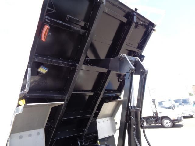 MITSUBISHI FUSOU FIGHTER 2024