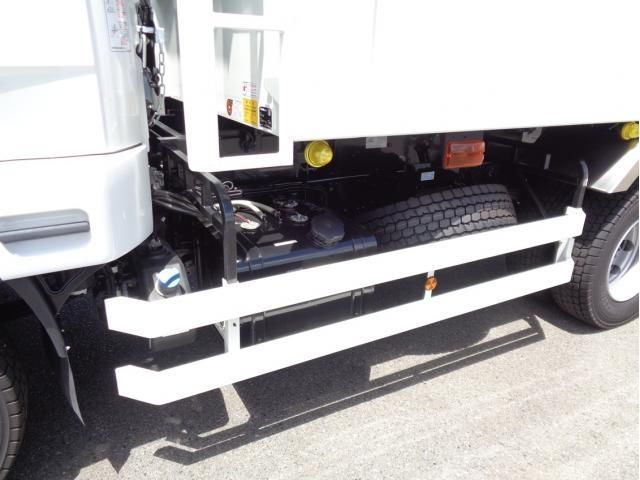 MITSUBISHI FUSOU FIGHTER 2024