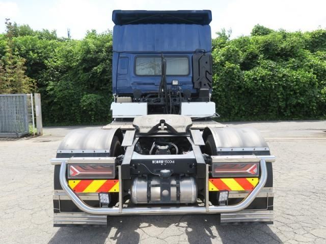 NISSAN DIESEL Quon 2021