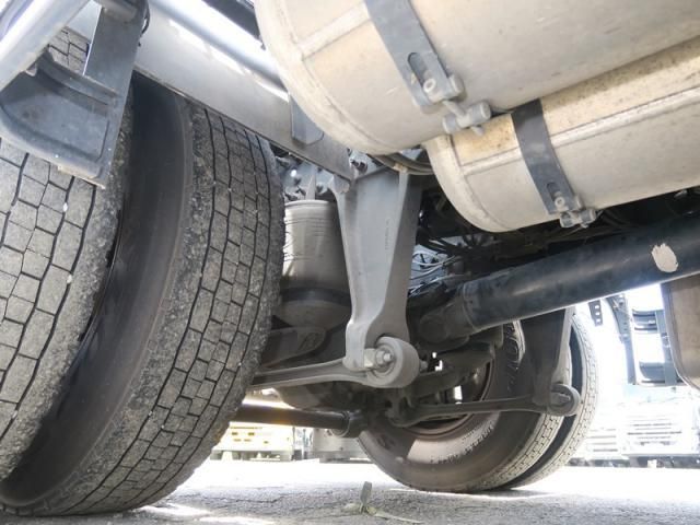 NISSAN DIESEL Quon 2021