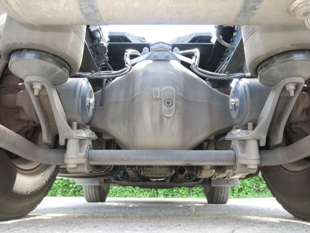 NISSAN DIESEL Quon 2021