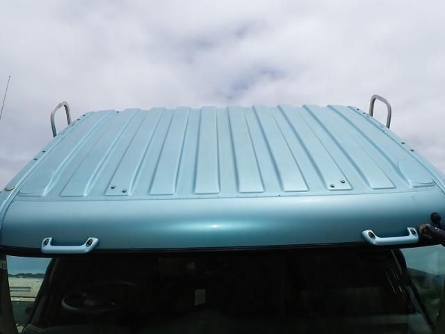 MITSUBISHI FUSOU SUPER GREAT 2015