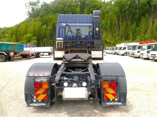 MITSUBISHI FUSOU SUPER GREAT 2019