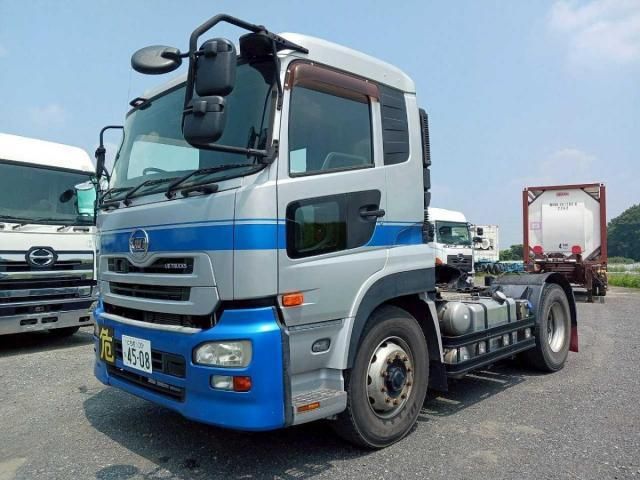 NISSAN DIESEL Quon 2011