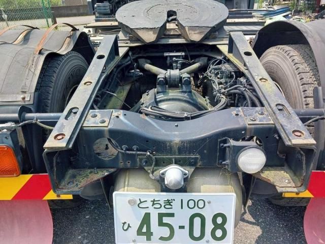 NISSAN DIESEL Quon 2011