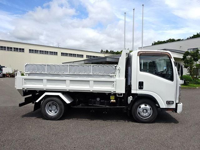 ISUZU ELF 2013