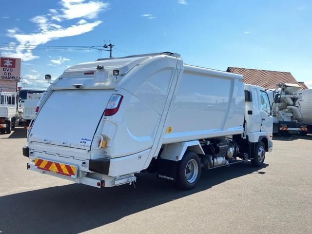 MITSUBISHI FUSOU FIGHTER 2025