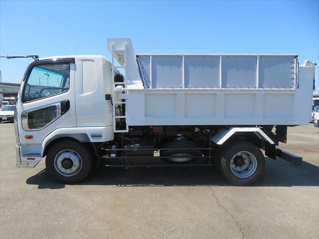 MITSUBISHI FUSOU FIGHTER 2024