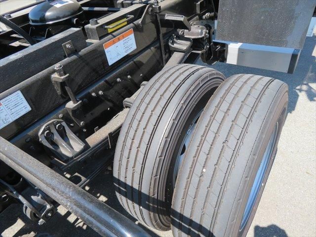 MITSUBISHI FUSOU FIGHTER 2024