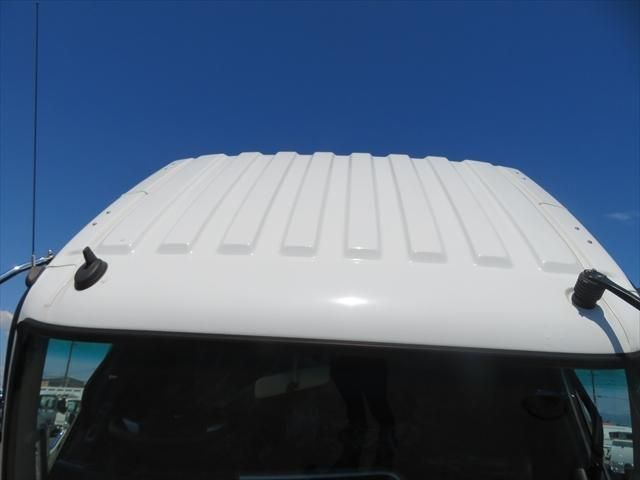 MITSUBISHI FUSOU FIGHTER 2024