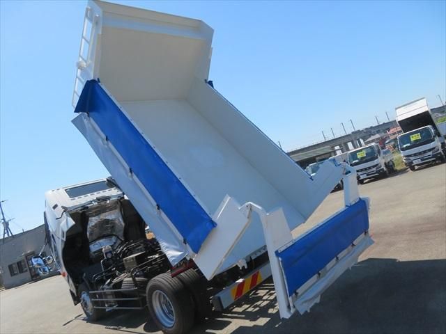 MITSUBISHI FUSOU FIGHTER 2024