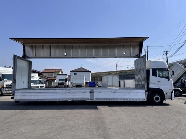 NISSAN DIESEL Quon 2020